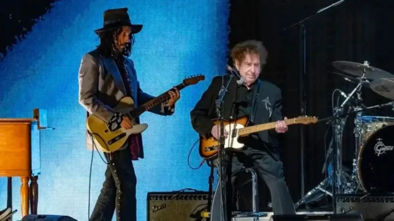 Bob Dylan - Outlaw Festival